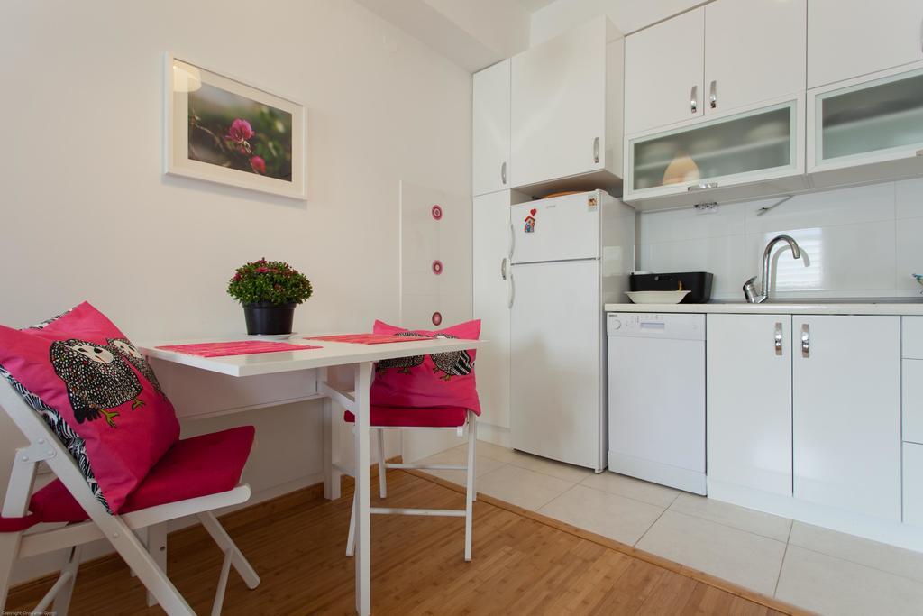 Apartment Σκόπια Δωμάτιο φωτογραφία